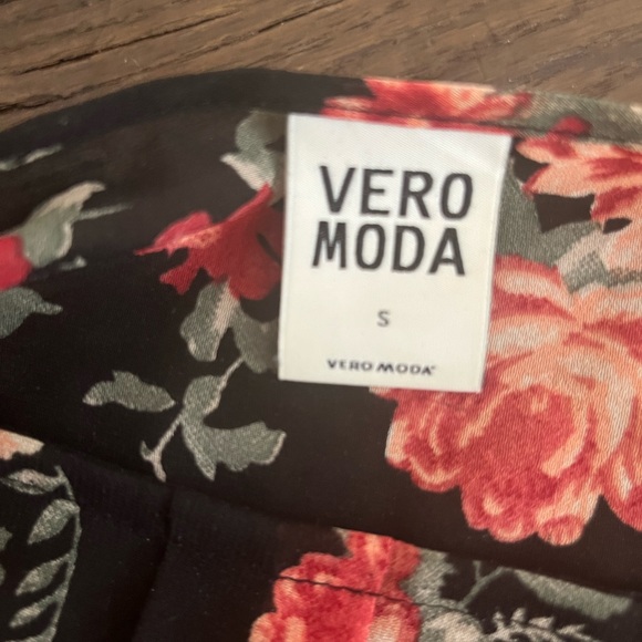 Vero moda floral blouse - Picture 2 of 2